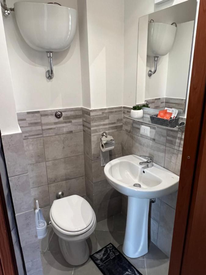 Saint Peter Vatican City Confortable Apartament Stellasia Casa Vacanza โรม ภายนอก รูปภาพ
